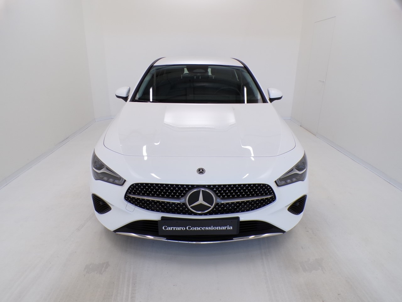 Mercedes CLA Shooting Brake 180 D Progressive Advanced 8G-DCT - 2