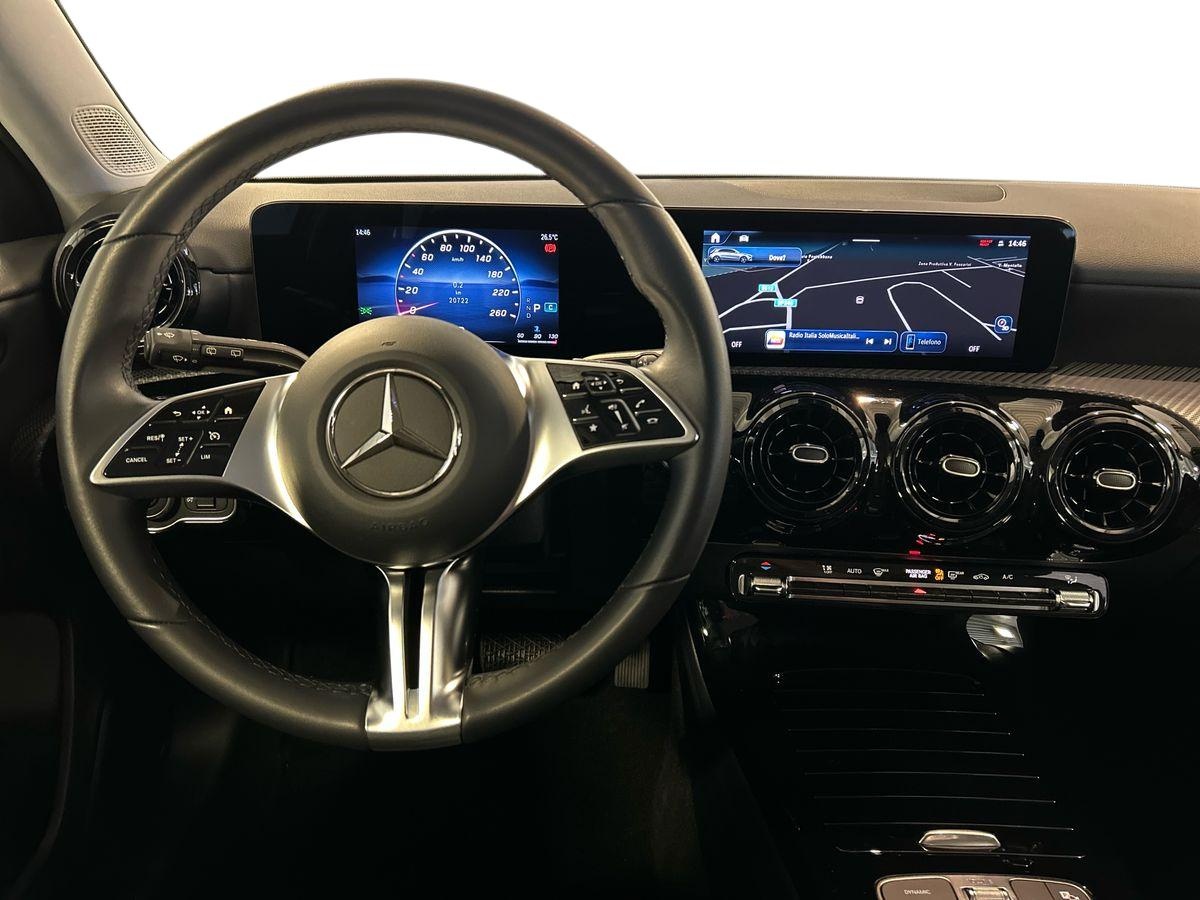 Mercedes  Classe A 180 D Advanced Speedshift DCT AMG 8G - 11