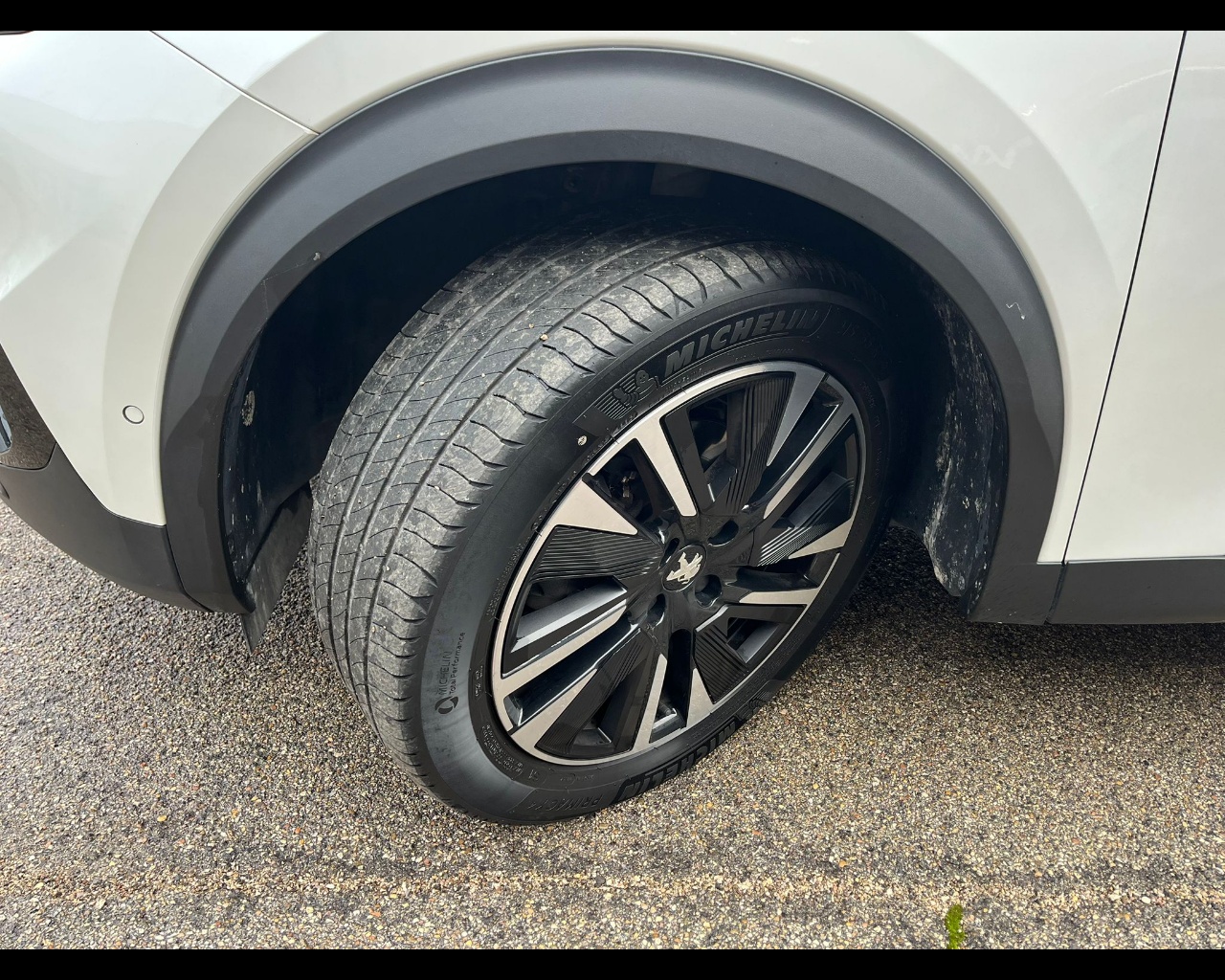 Foto PEUGEOT  2008 1.5 bluehdi GT Pack s&s 130cv eat8