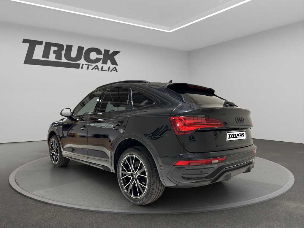 audi-q5-sportback-40-20-tdi-mhev-12v-identity-black-quattro-s-tr-sku93776
