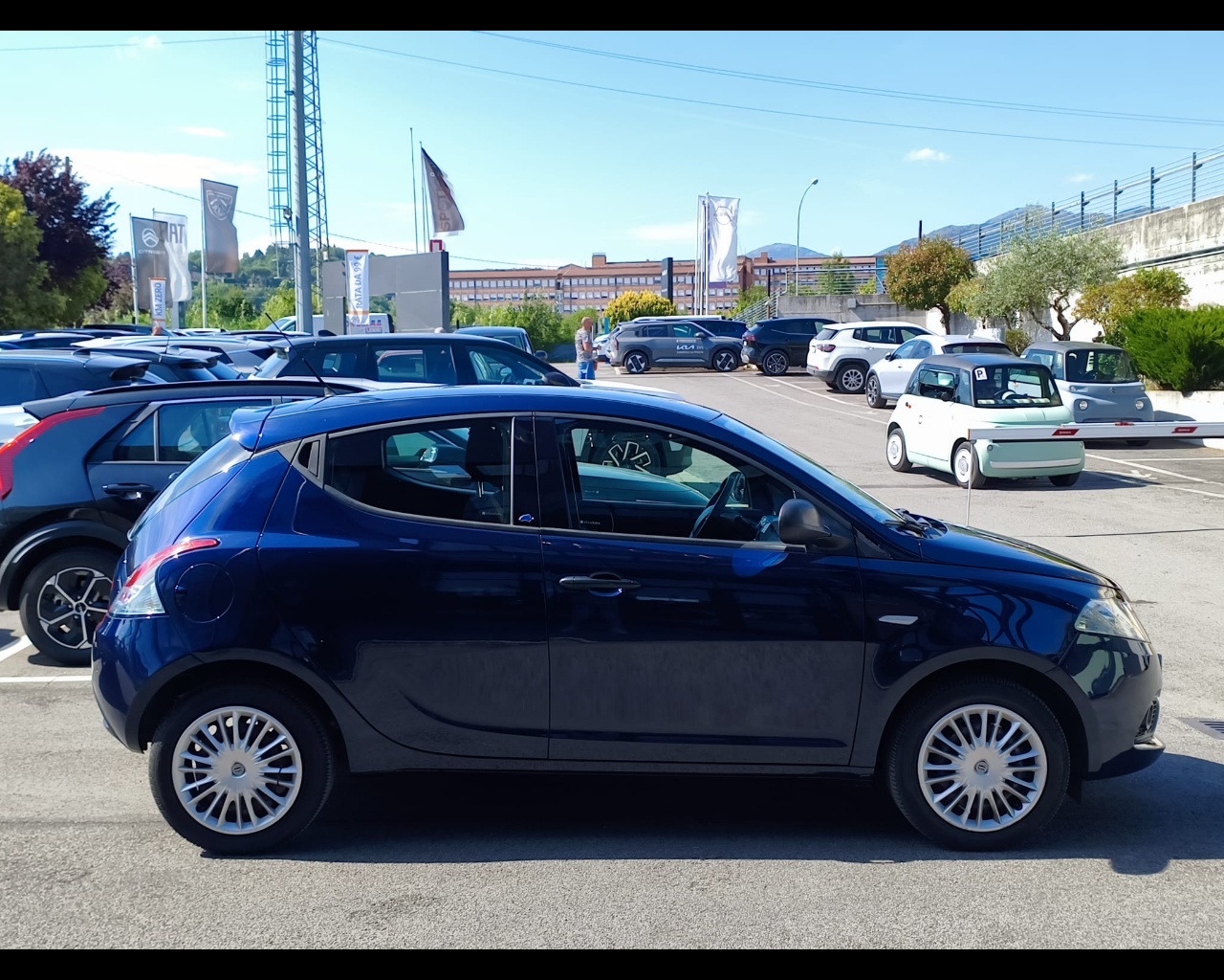 Foto LANCIA Ypsilon 1.2 Gold ecochic Gpl 69cv 