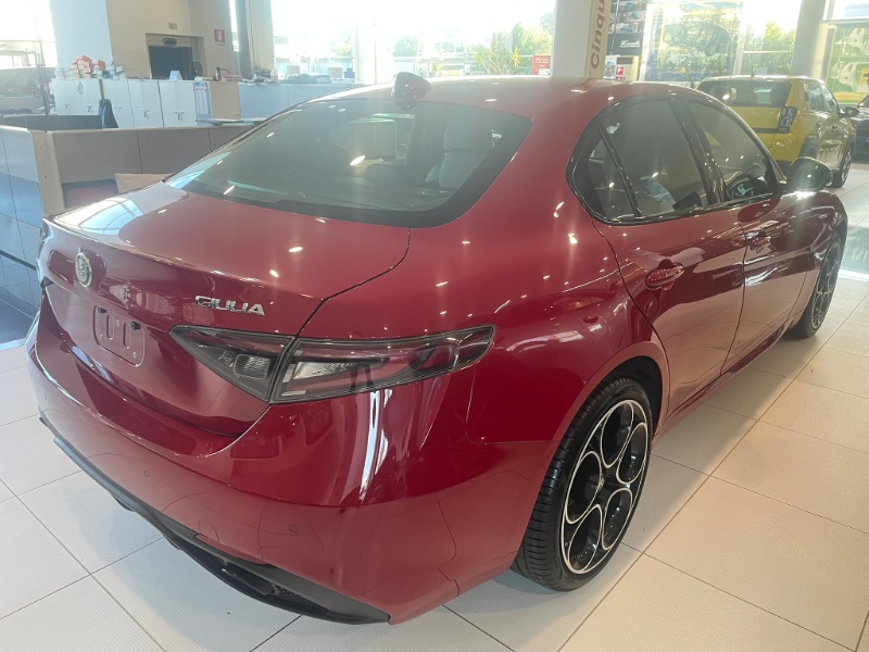 ALFA ROMEO – Giulia 2.0 Turbo 280 CV AT8 AWD Q4 Veloce