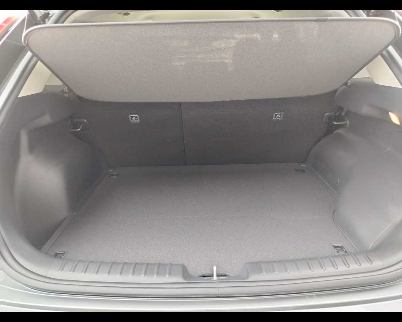 Kia Niro Aziendali 2025 Niro Este