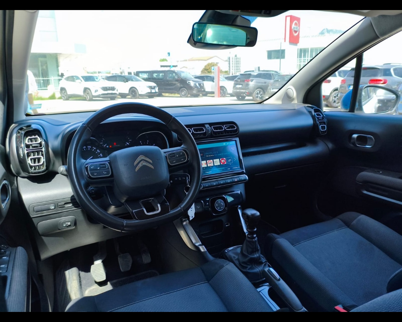 Foto CITROEN C3 Aircross 1.2 puretech Shine s&s 110cv