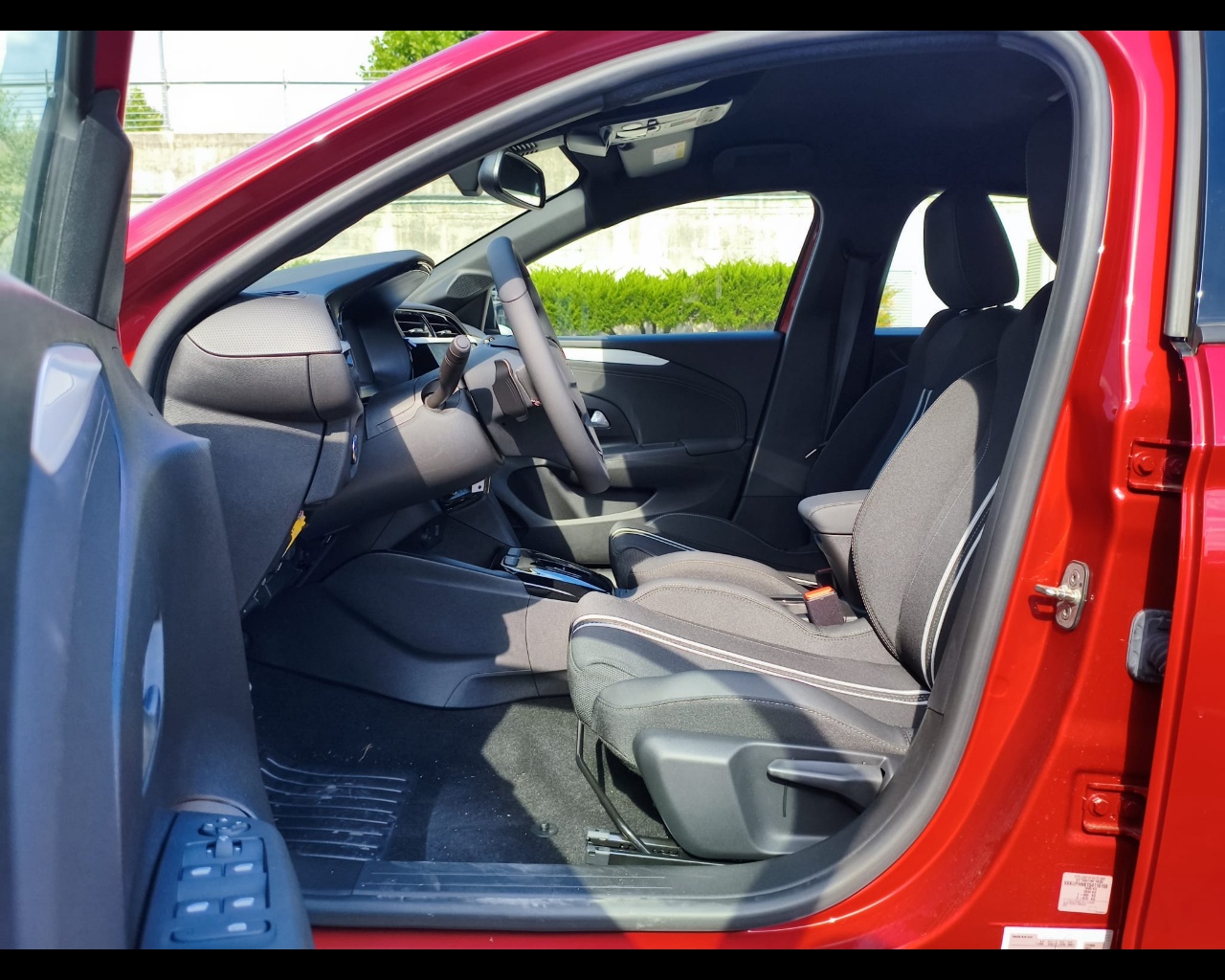 Foto OPEL Corsa 1.2 GS s&s 100cv at8