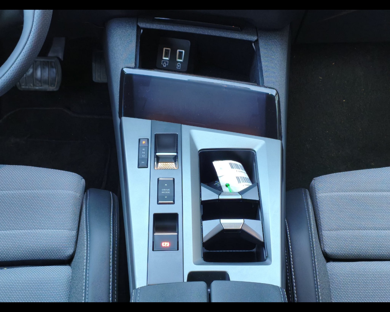 Foto OPEL Grandland 1.2 hybrid GS 136cv e-dcs6