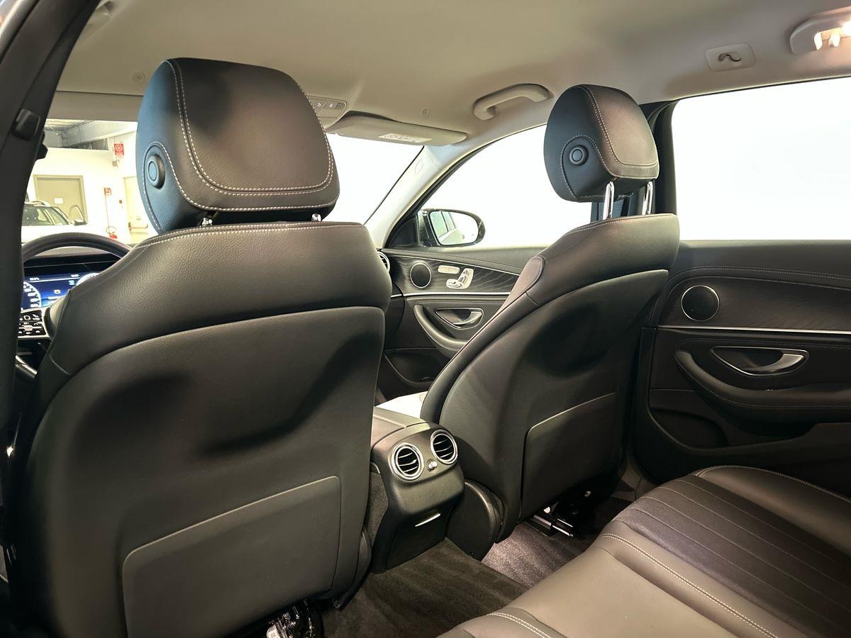 Mercedes Classe E Station Wagon Classe E Station Wagon All-Terrain 220 D Premium 4Matic 9G-Tronic Plus - 18