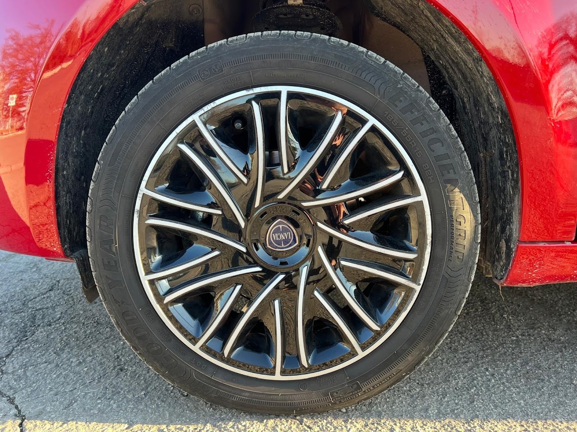 LANCIA Ypsilon 1.0 firefly hybrid Silver s&s 70cv Ibrido benzina Usato - 14