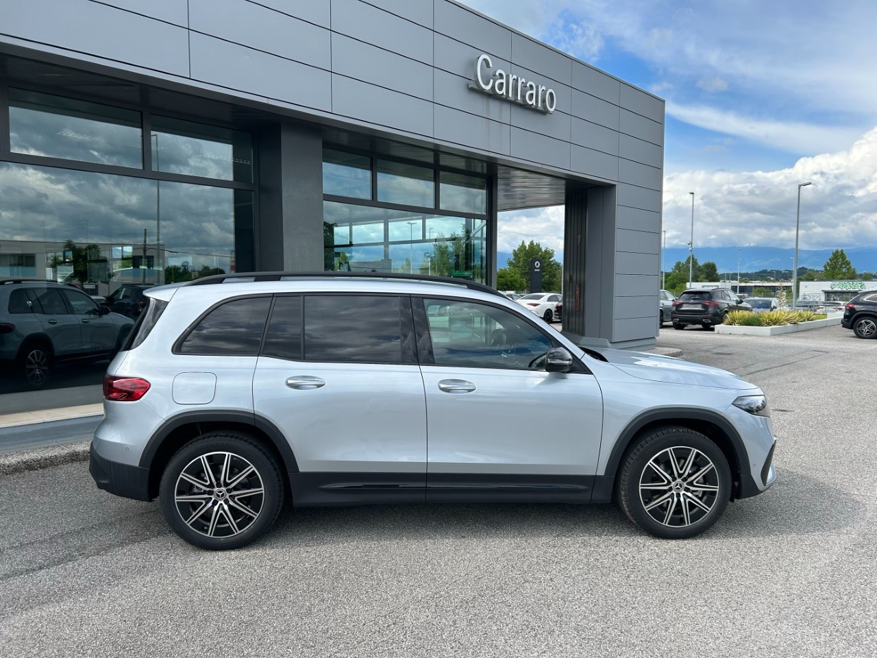 Mercedes EQB EQB 250+ AMG Line Advanced Plus - 8