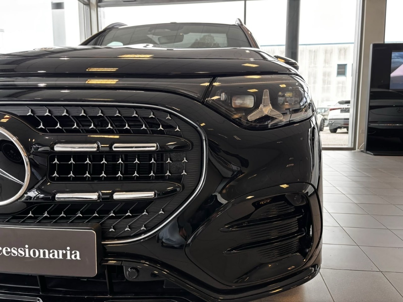 Mercedes GLB GLB 180 ADVANCED PLUS - 11