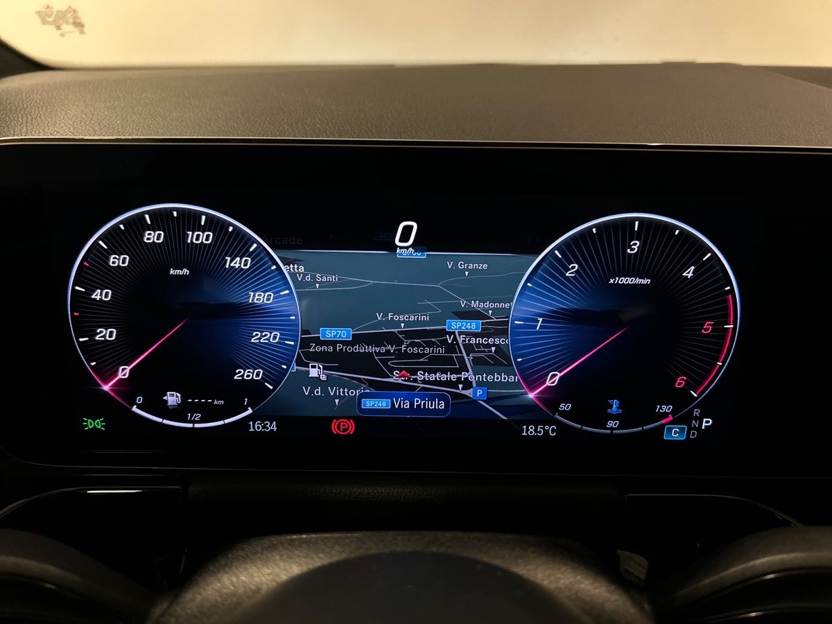 Mercedes GLA GLA 180 d Automatic AMG Line ADVANCED PLUS - 13