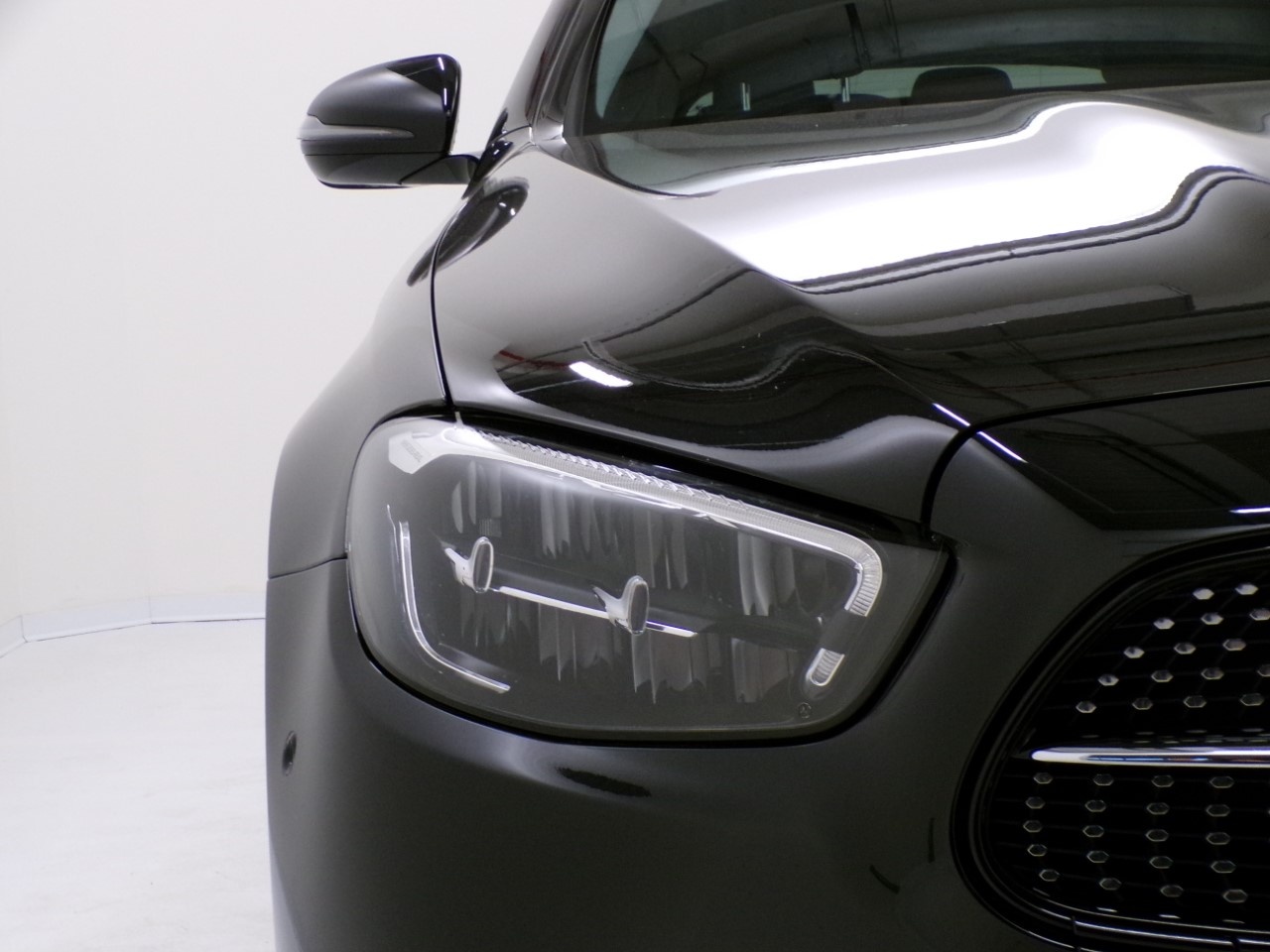 Mercedes Classe E Station Wagon Classe E Station Wagon 300 d Mild hybrid (d EQ-BOOST) Premium 4Matic 9G-Tronic Plus - 5