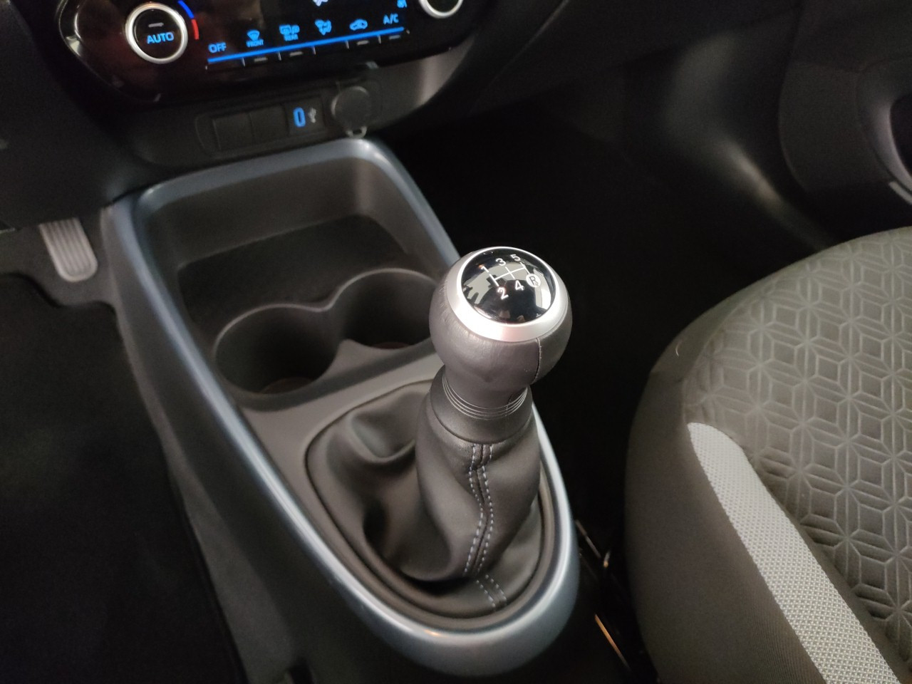 Toyota Aygo X Usato 2025 Aygo X Porto Mantovano