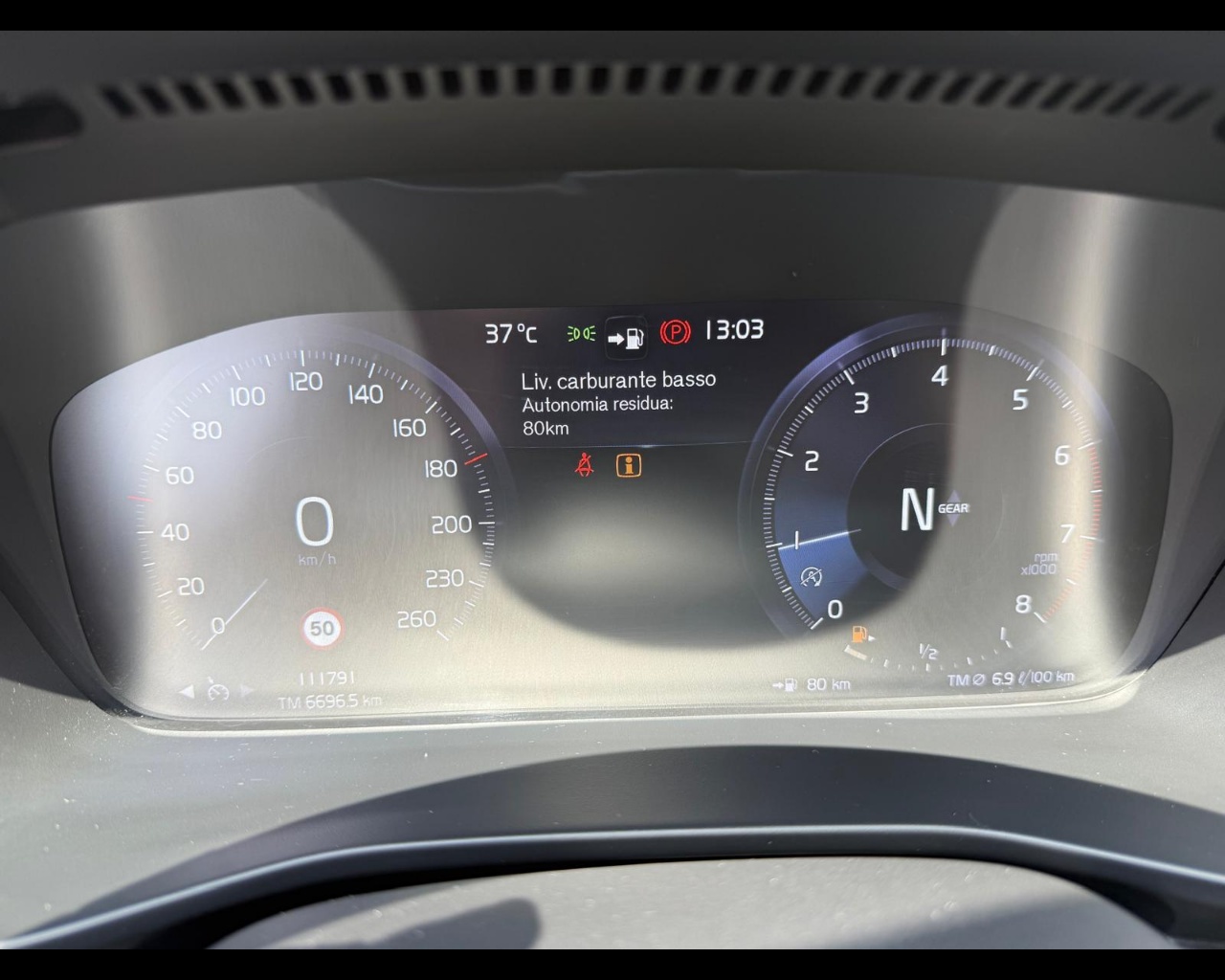 Foto VOLVO XC40 N1 1.5 T2 Momentum Core my21