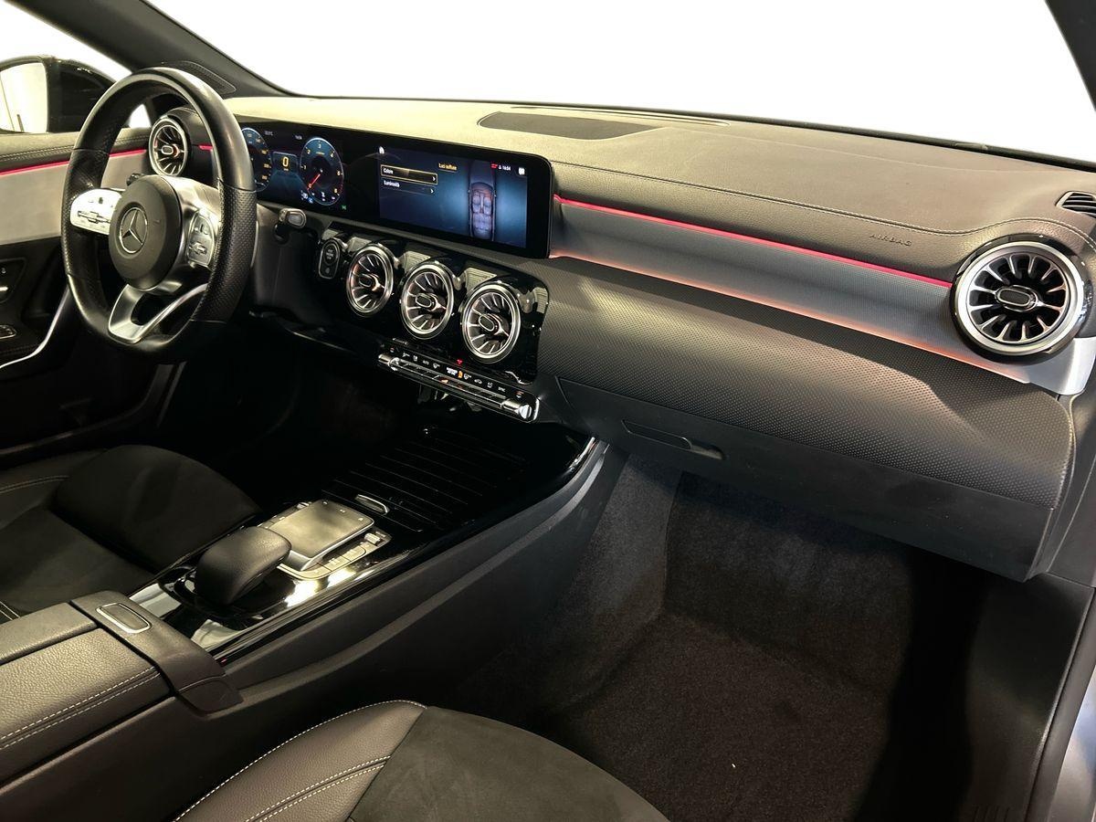 Mercedes Classe A Classe A 180 D Premium Night edition 8G-DCT - 15
