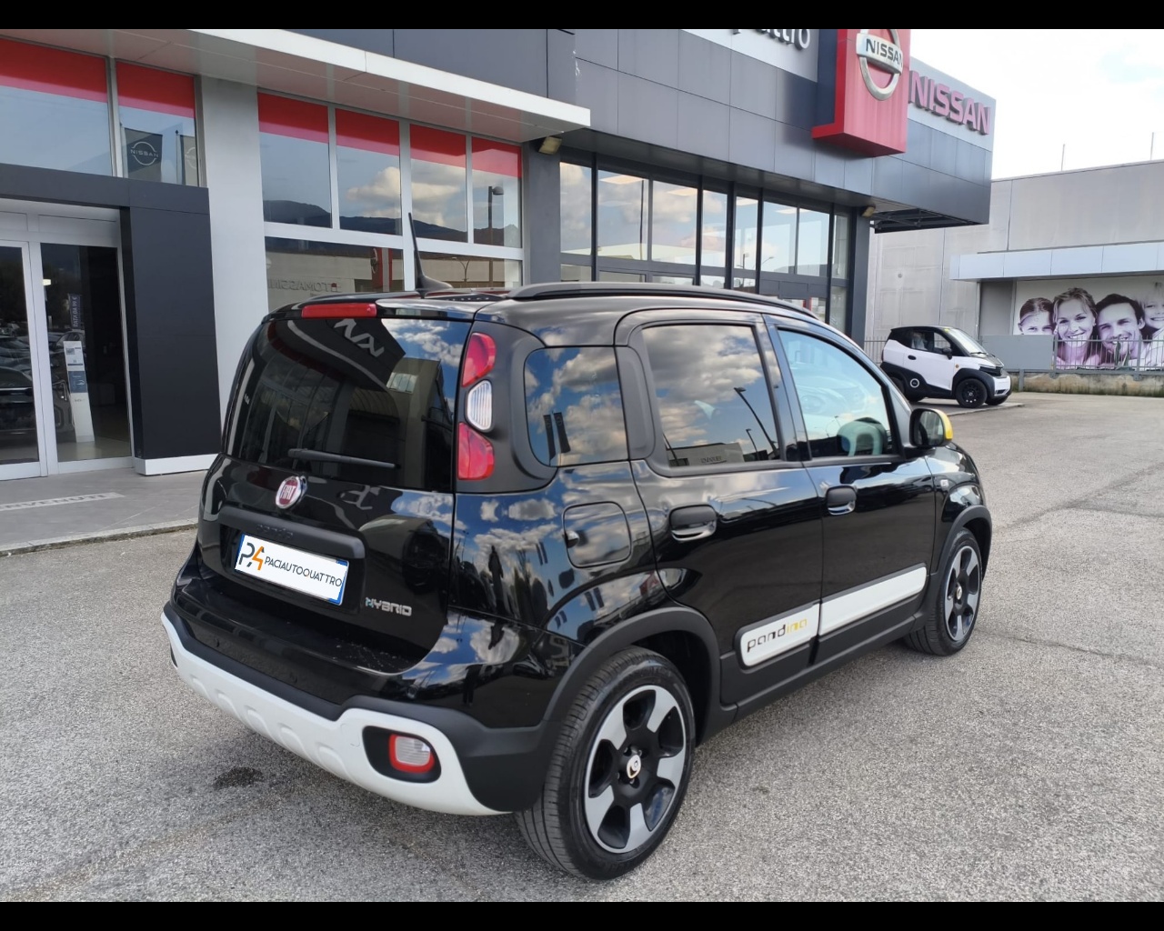 Foto FIAT Pandina Cross 1.0 firefly hybrid s&s 70cv