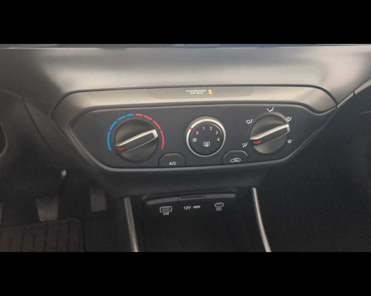 Foto HYUNDAI I20 MY26 1.0 T-GDI ICC CONNECTLINE