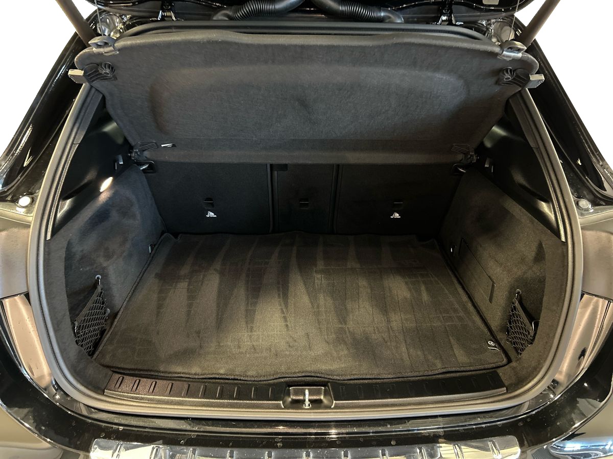 Mercedes GLA GLA 220 D Premium 4Matic 8G-DCT - 8