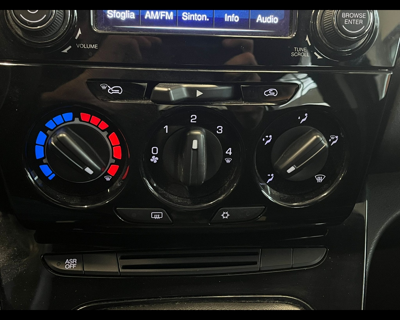 Foto LANCIA Ypsilon 1.3 mjt Gold s&s 95cv 