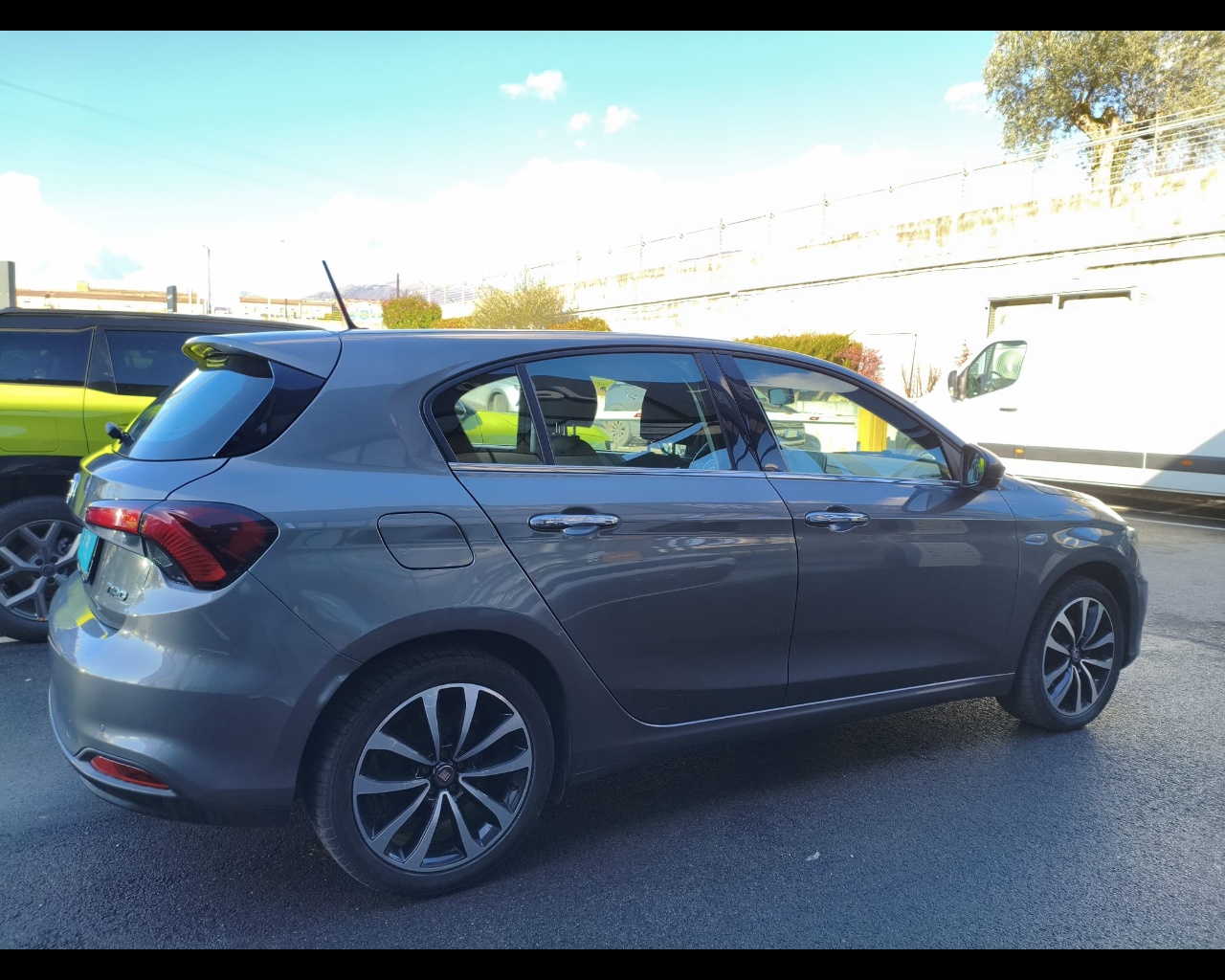 Foto FIAT Tipo 5p 1.3 mjt Lounge s&s 95cv 
