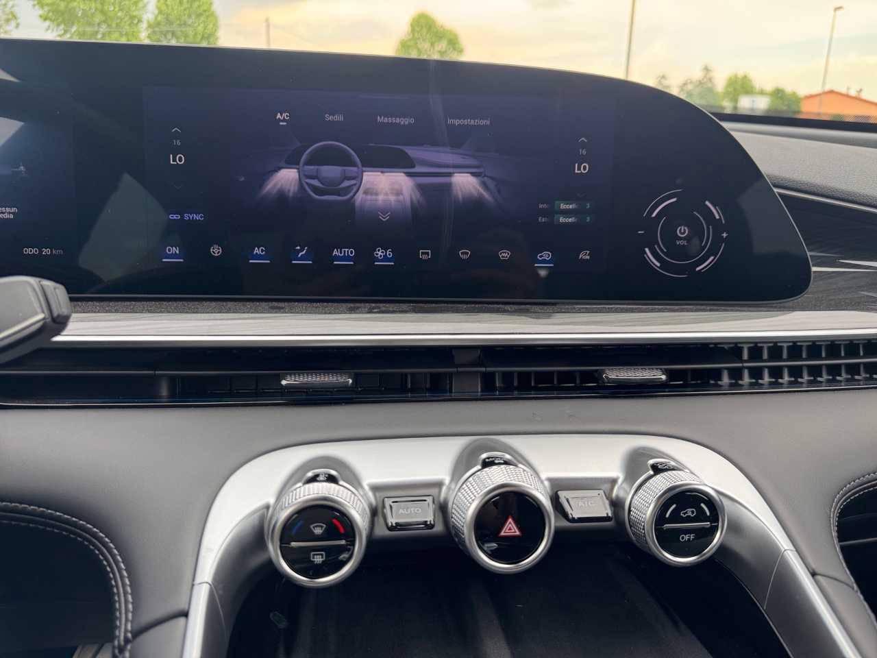 Omoda Omoda 9 Nuovo Ibrido benzina Omoda 9 Modena