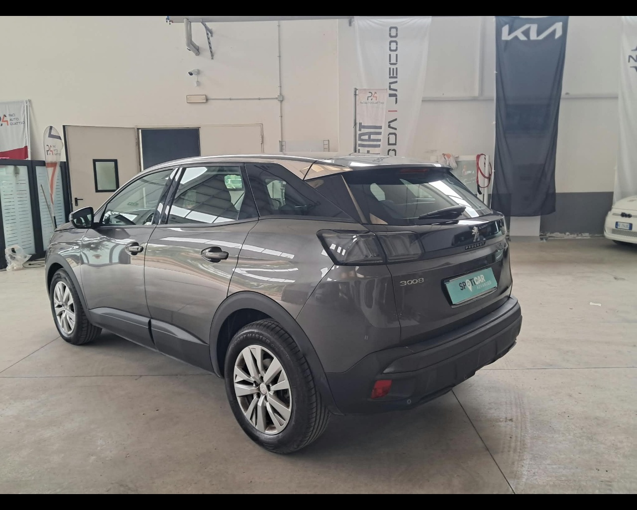 Foto PEUGEOT 3008 1.2 puretech t Active Pack s&s 130cv