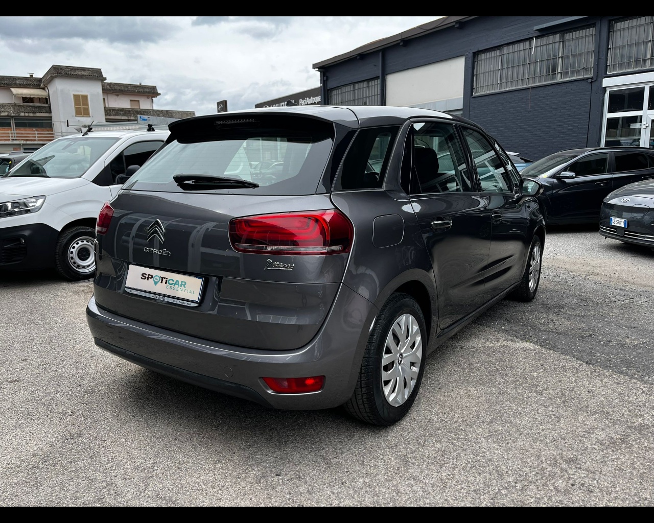 Foto CITROEN C4 Picasso 1.6 bluehdi Business s&s 100cv 