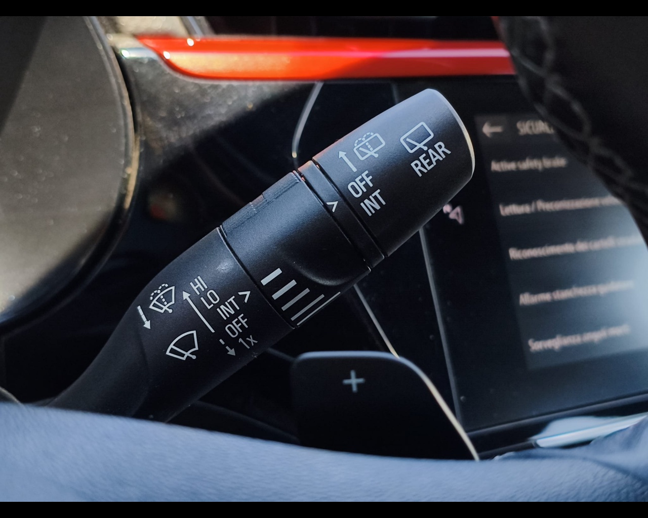 Foto OPEL Corsa 1.2 GS Line s&s 100cv at8