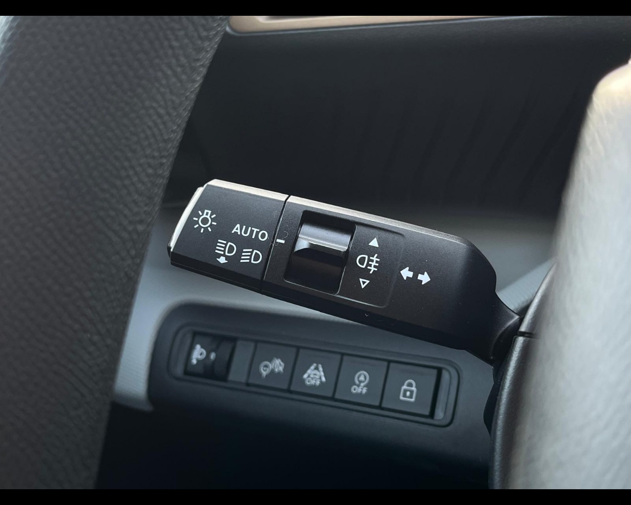 Foto CITROEN C3 Aircross 1.2 puretech turbo You 100cv