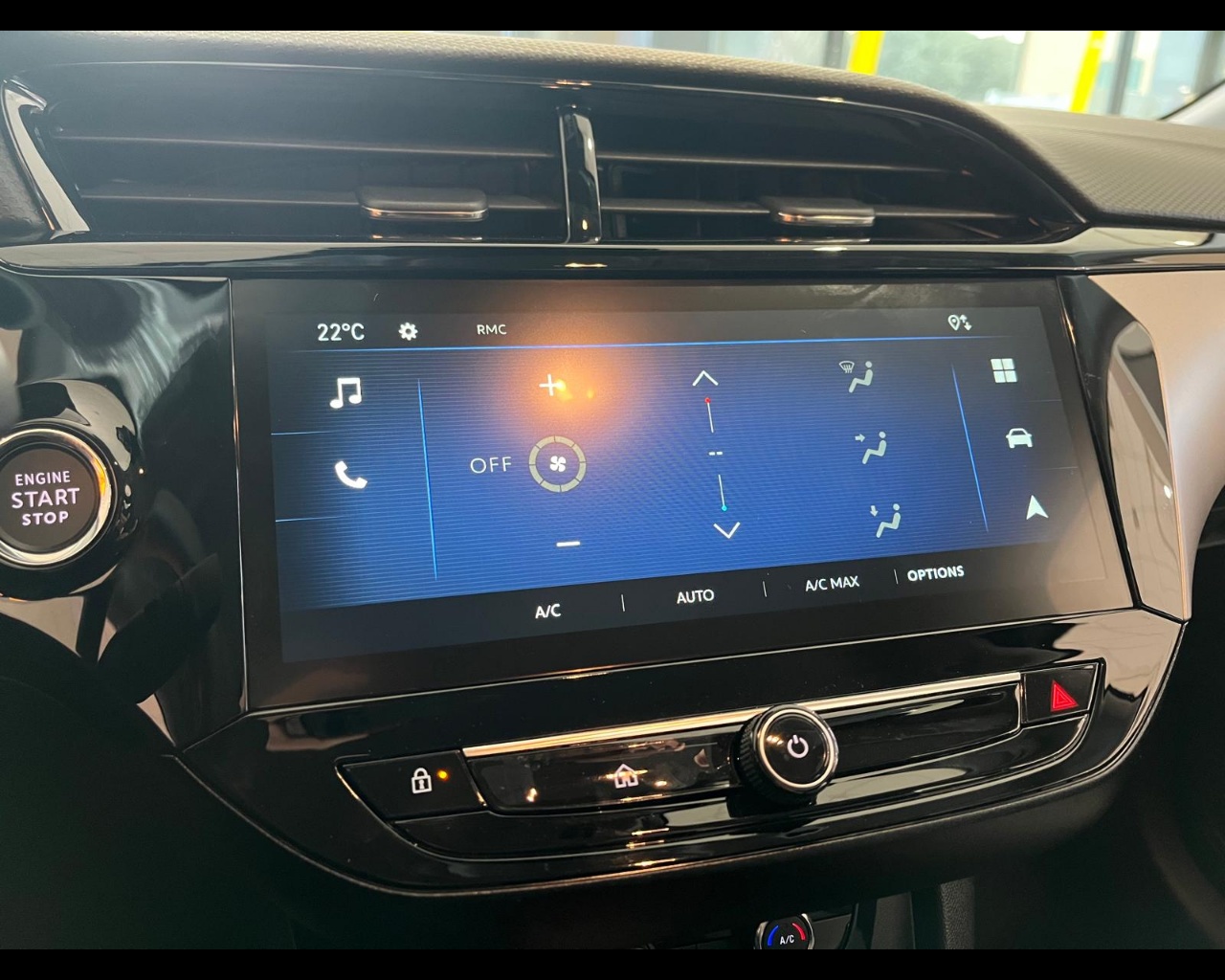 Foto OPEL Corsa full electric Nuova Yes 136cv