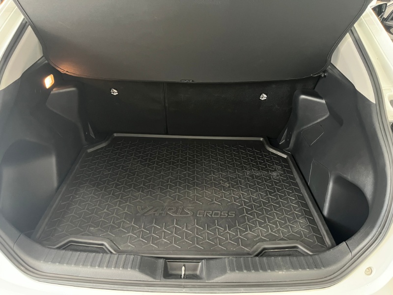 TOYOTA – Yaris Cross 1.5 Hybrid 5p. E-CVT Active