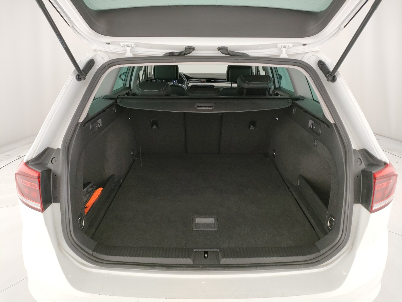 Volkswagen Passat Usato 2022 Passat Porto Mantovano