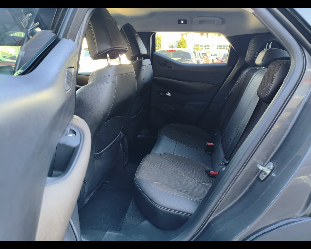 Foto DS DS3 Crossback 1.5 bluehdi So Chic 100cv