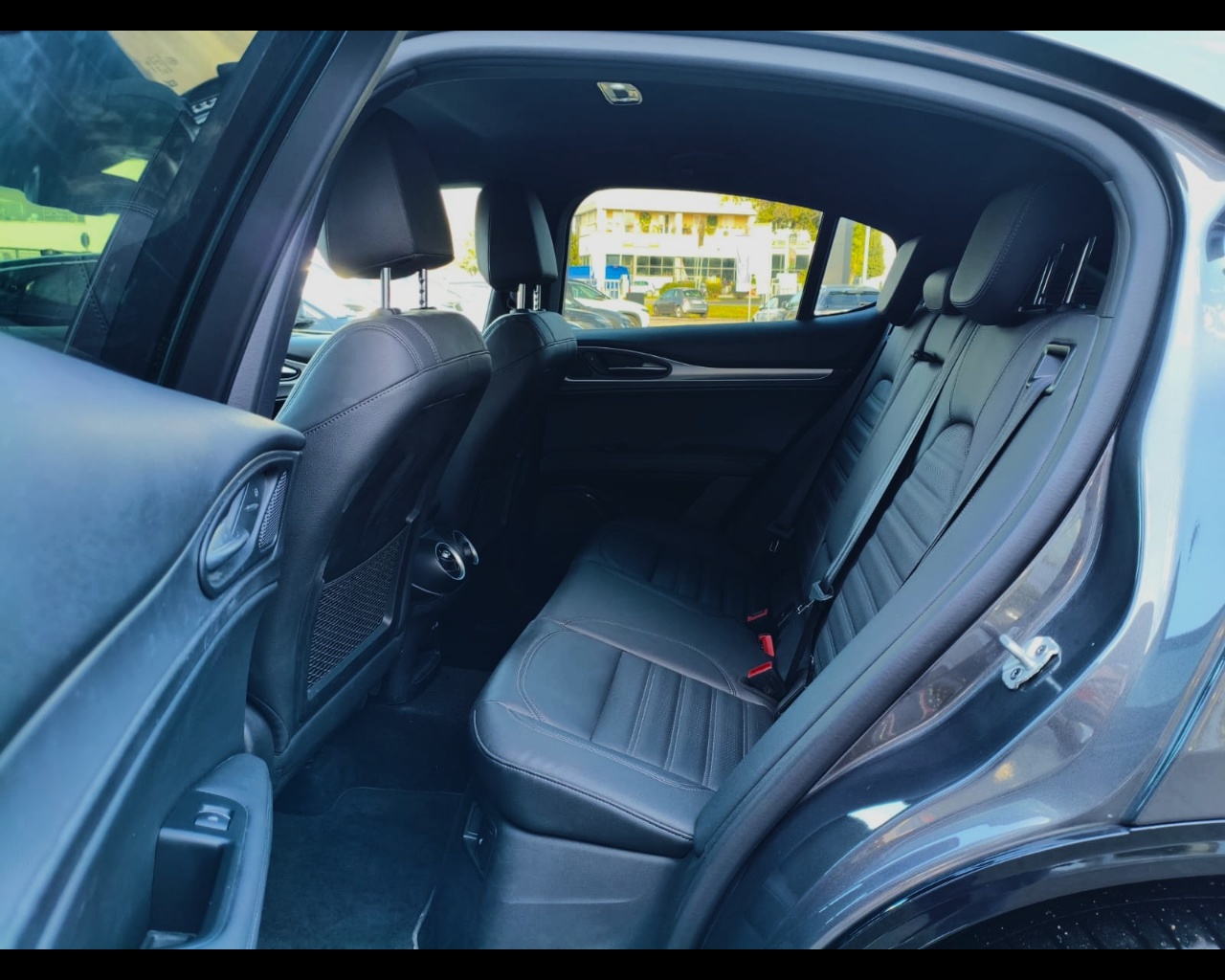 Foto ALFA ROMEO Stelvio 2.2 t Veloce Q4 210cv auto