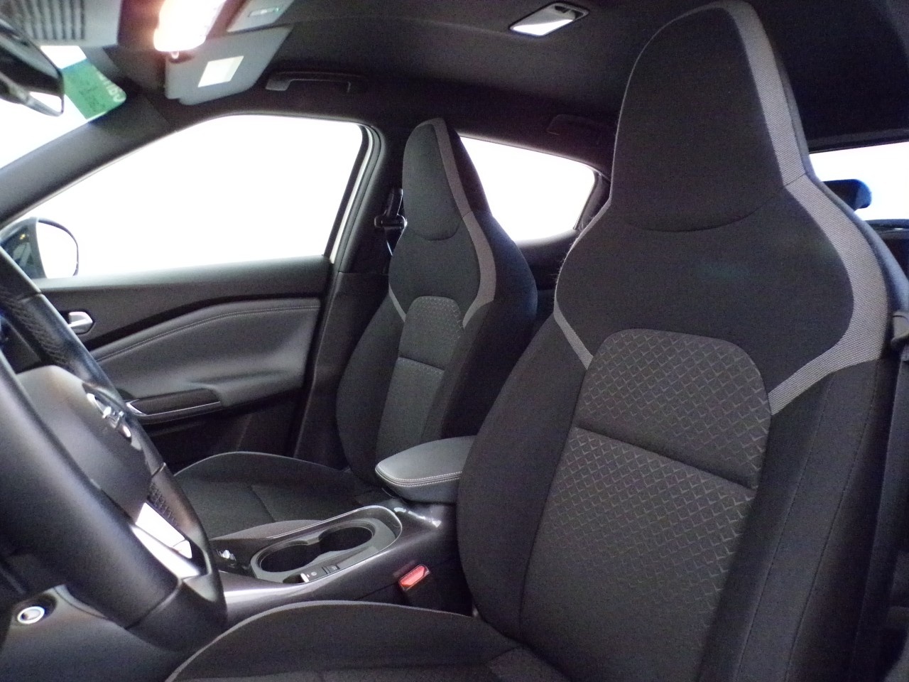 Nissan Juke Juke 1.0 DIG-T 114cv N-Design CVT - 12