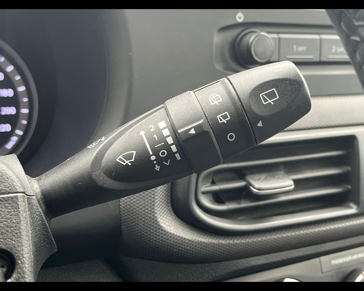 Foto HYUNDAI i10 1.0 mpi Advanced Plus Pack