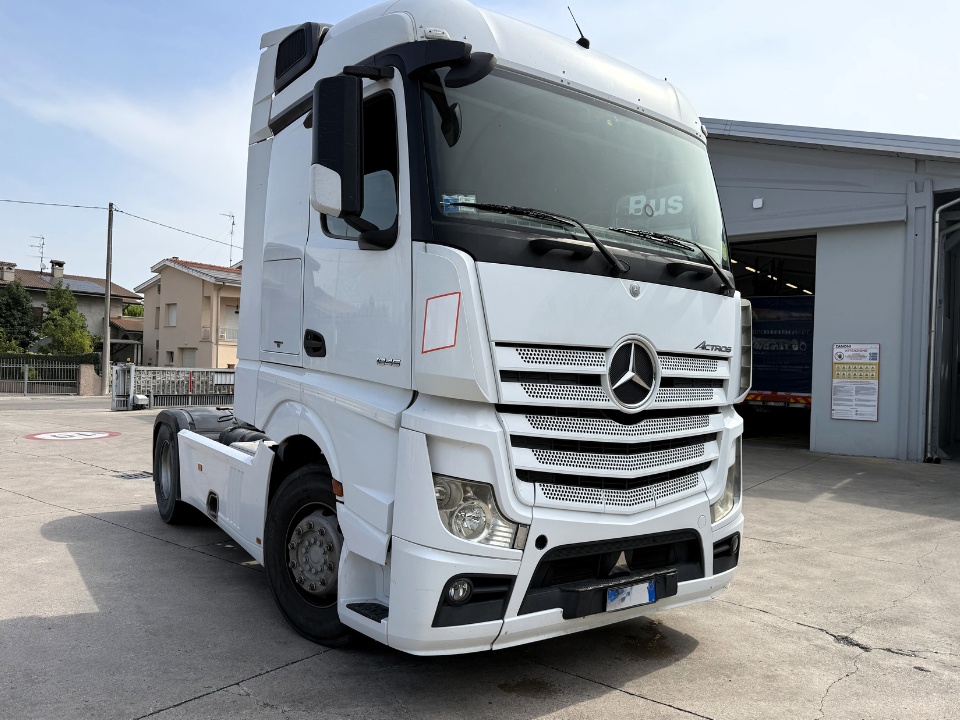 MERCEDES ACTROS 18.45 ADR AT-FL-OX-EX-/II-EX/III