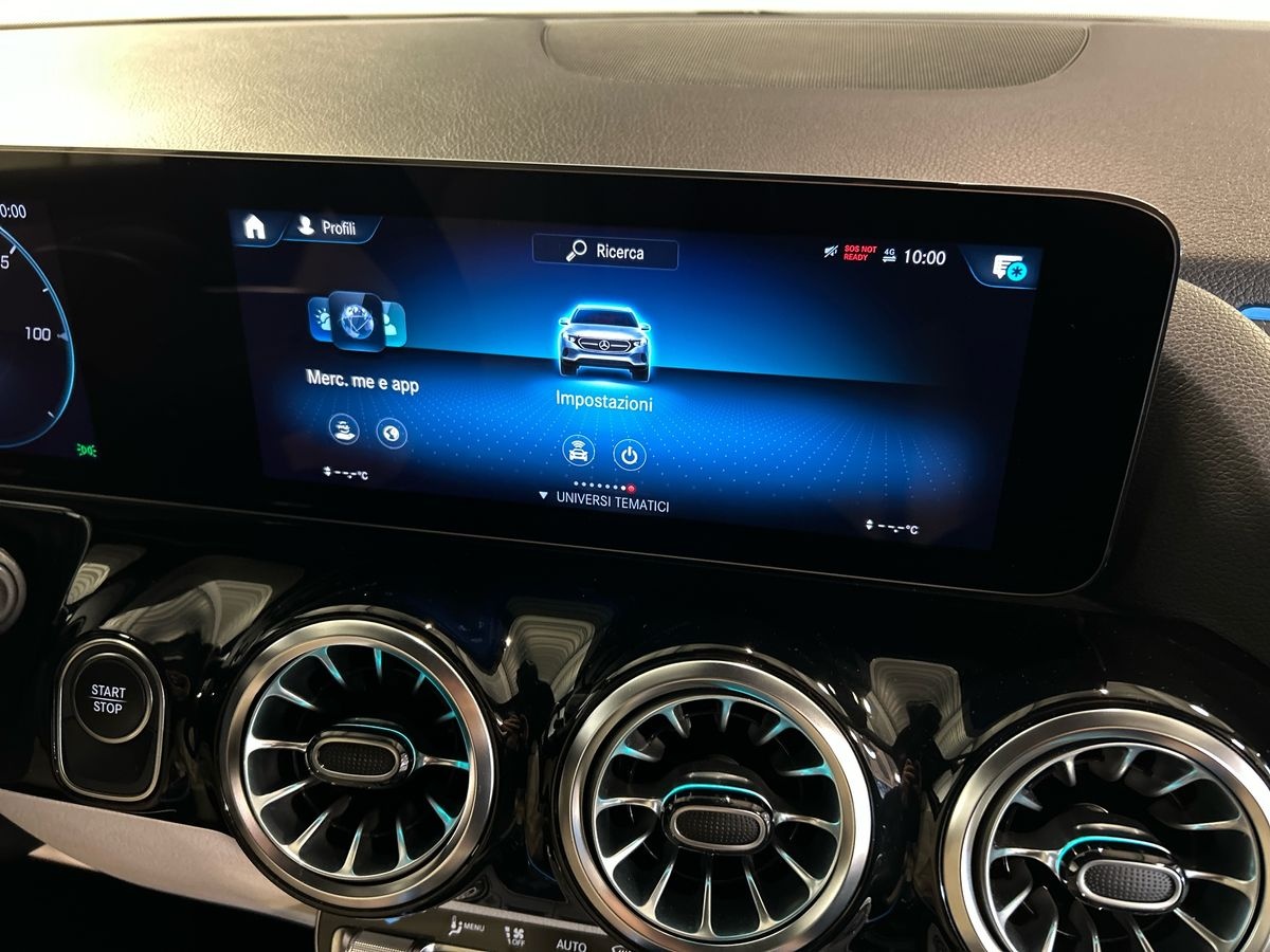 Mercedes EQA EQA 300 Sport Plus 4Matic - 12