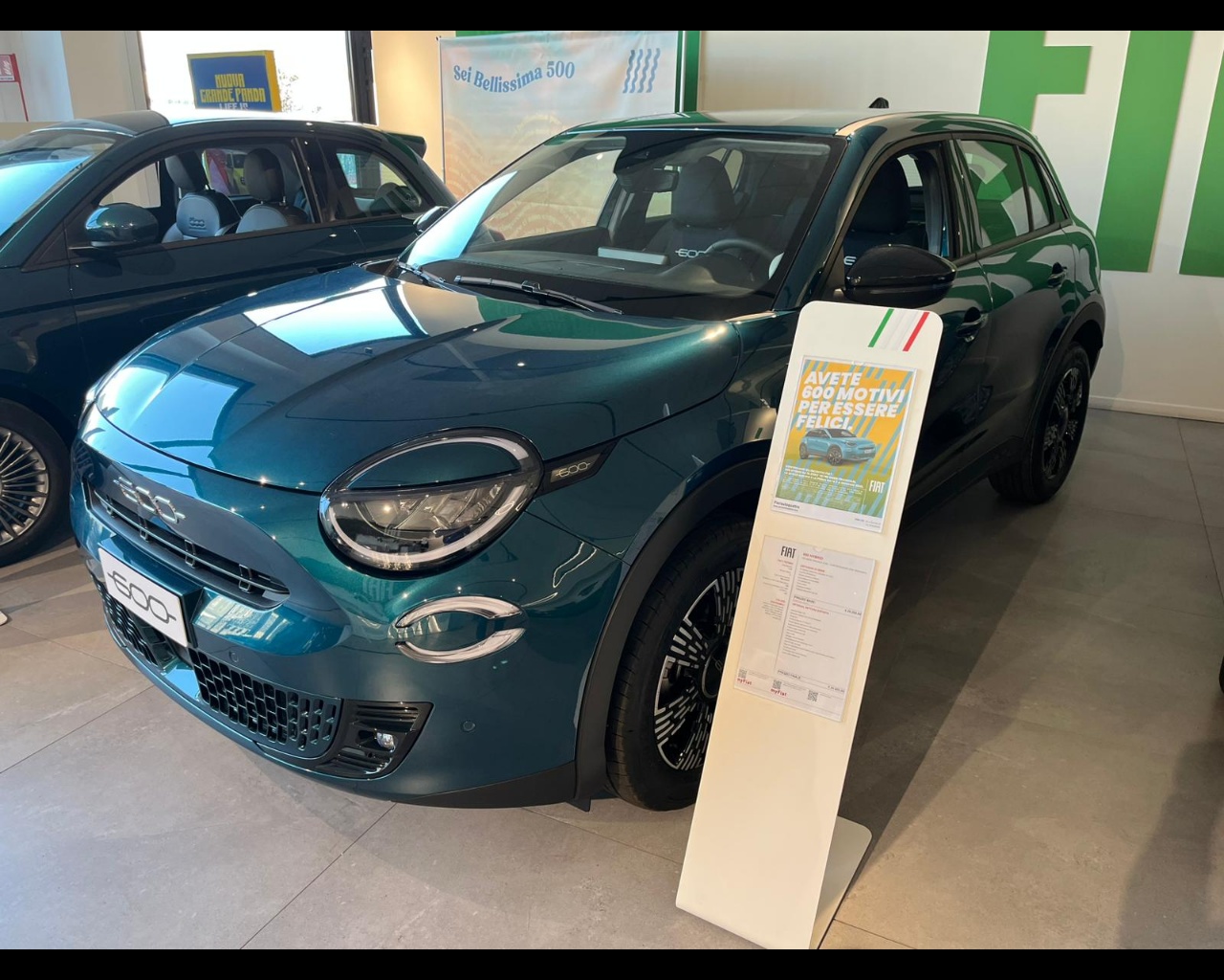FIAT 600 Hybrid 600 Serie SpecialeIcon - Configurazione Non Ordinabile in pronta consegna