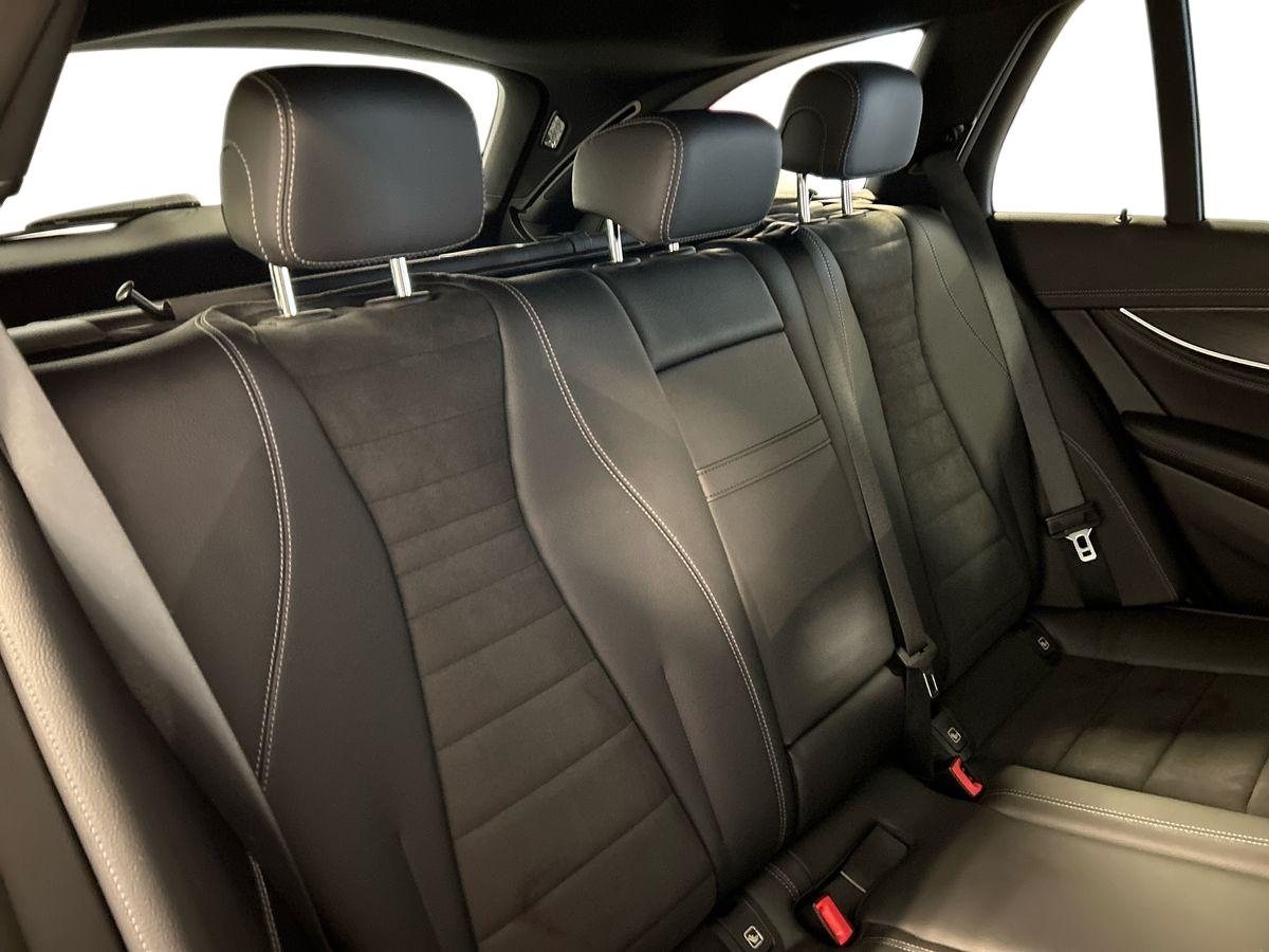 Mercedes Classe E Station Wagon Classe E Station Wagon 220 d Mild hybrid Premium AMG Line Night Edition 4Matic 9G-Tronic Plus - 16