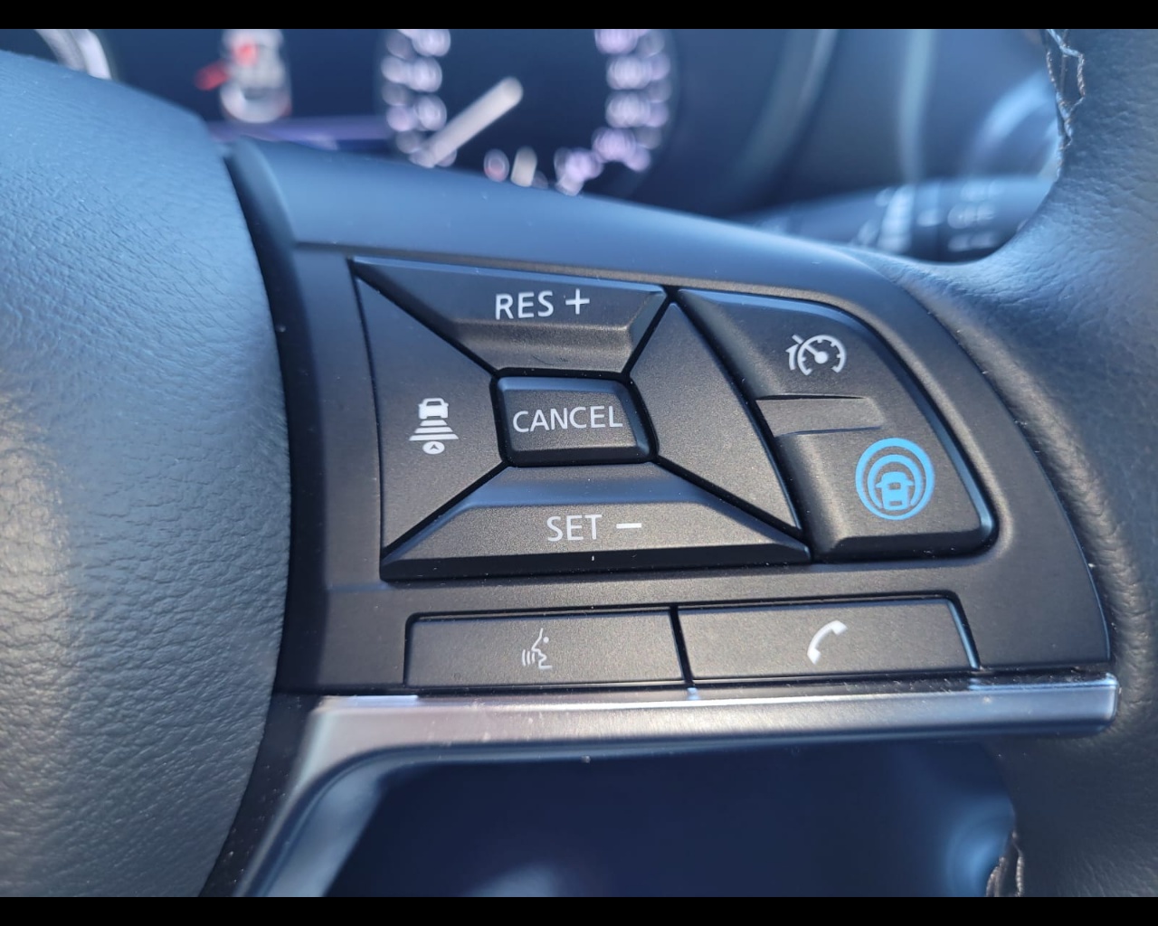 Foto NISSAN JUKE TEKNA HEV