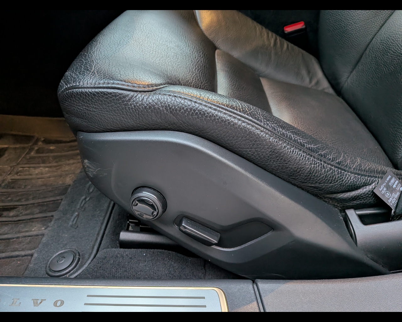 Foto VOLVO V90 2.0 d4 Business geartronic