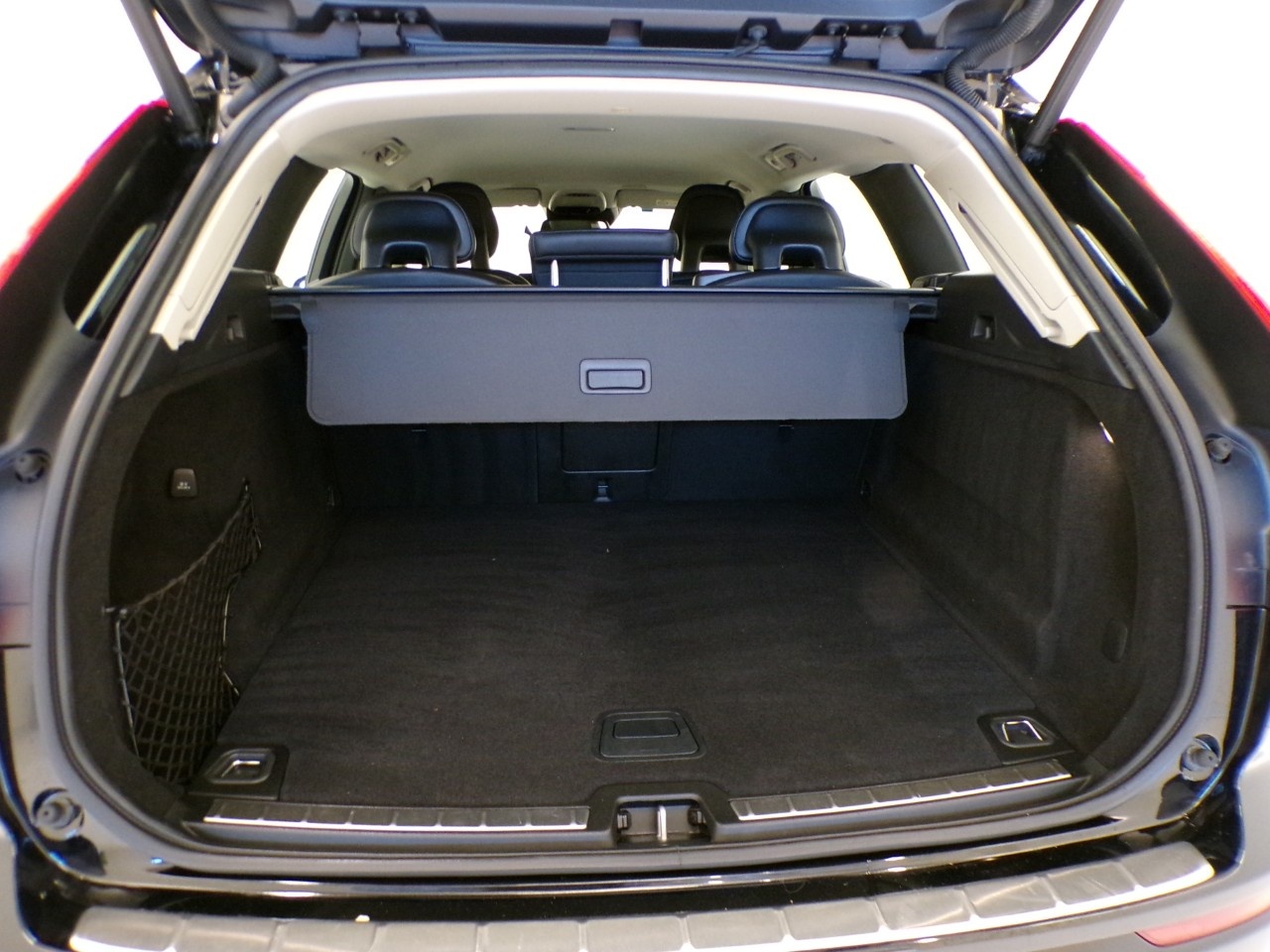 Volvo XC60 XC60 2.0 D4 Business AWD Geartronic - 9