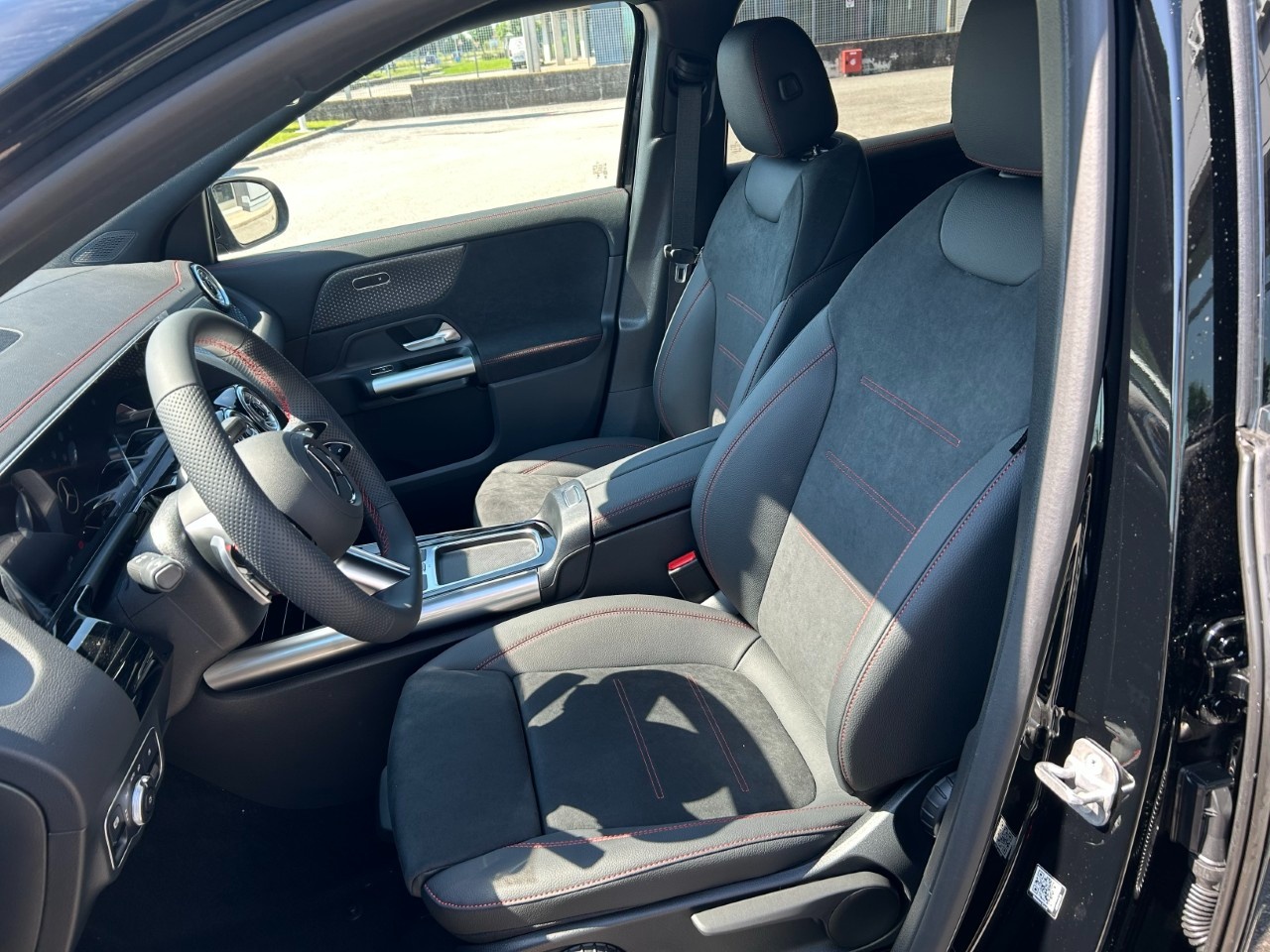 Mercedes EQA EQA 250+ AMG Line Advanced - 11