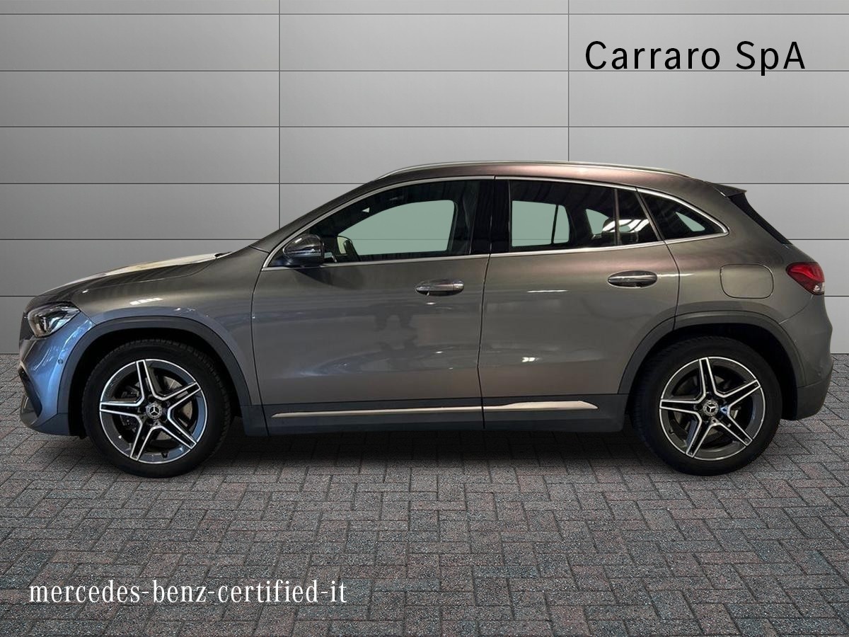 Mercedes GLA GLA 220 D Premium 4Matic 8G-DCT - 6