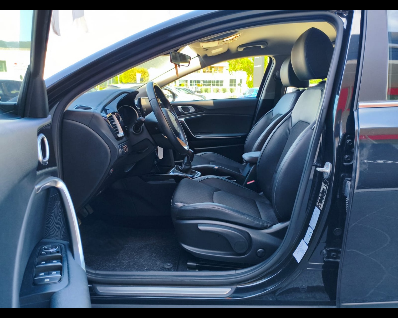 Foto KIA XCeed 1.0 tgdi Gpl Business 117cv mt