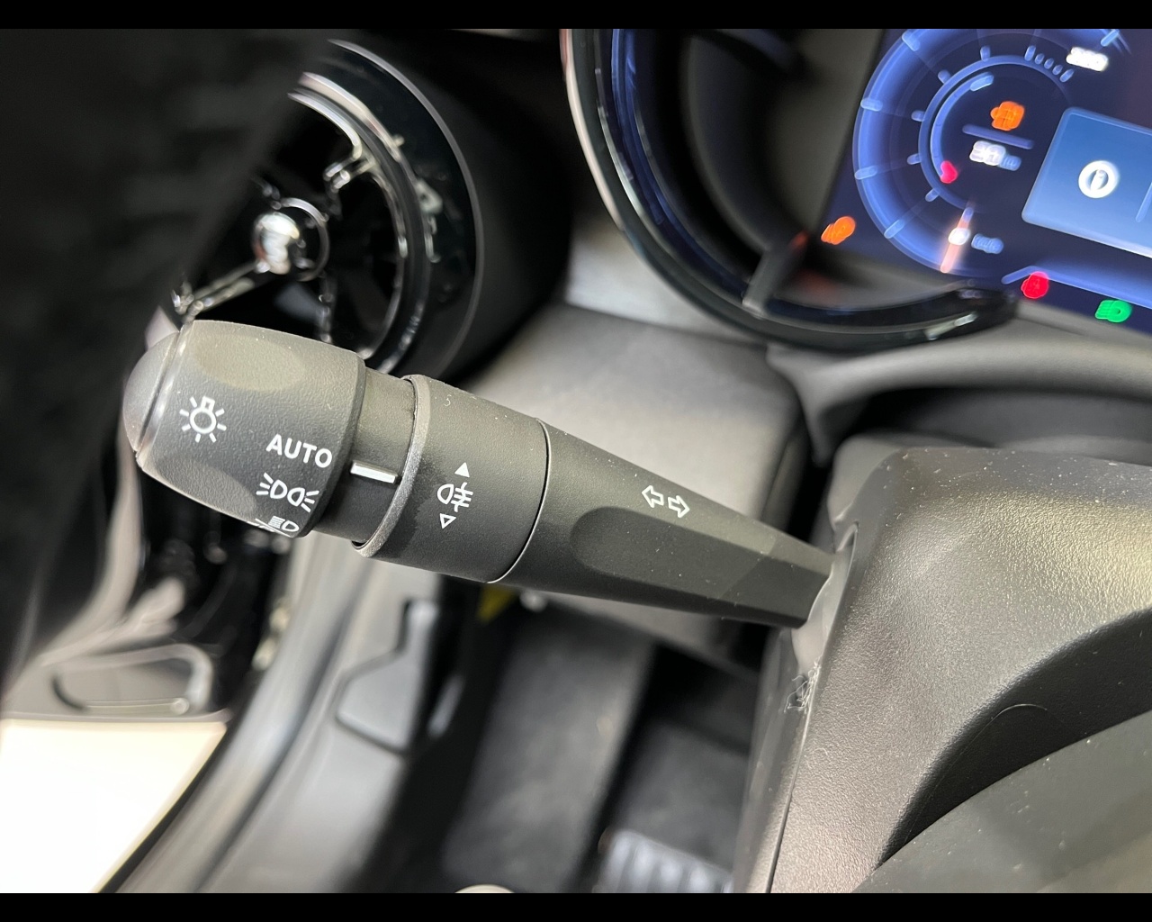 Alfa Romeo Junior Nuovo Ibrido benzina Junior Rovigo