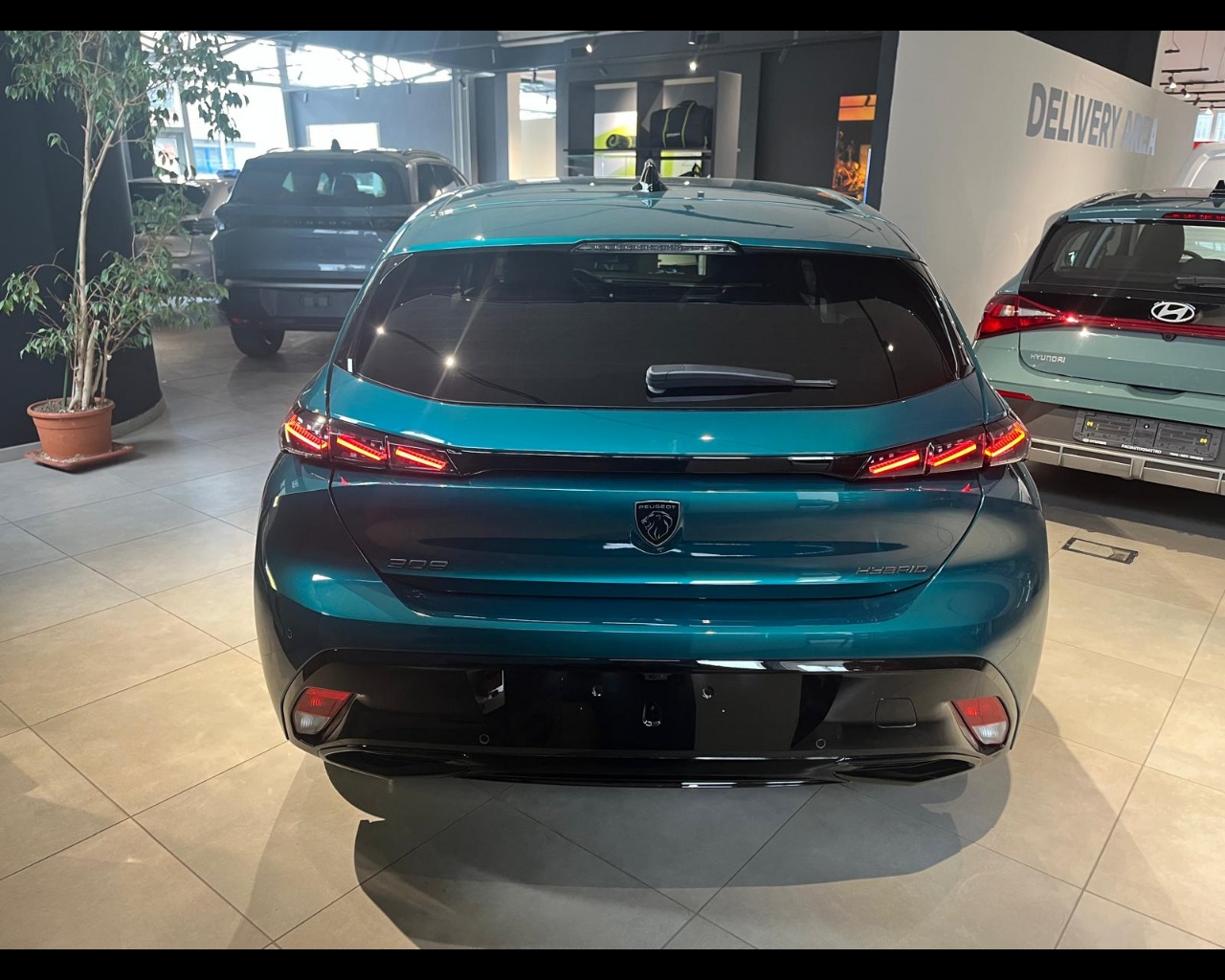 Foto PEUGEOT 308 1.2 hybrid GT 145cv e-dcs 6