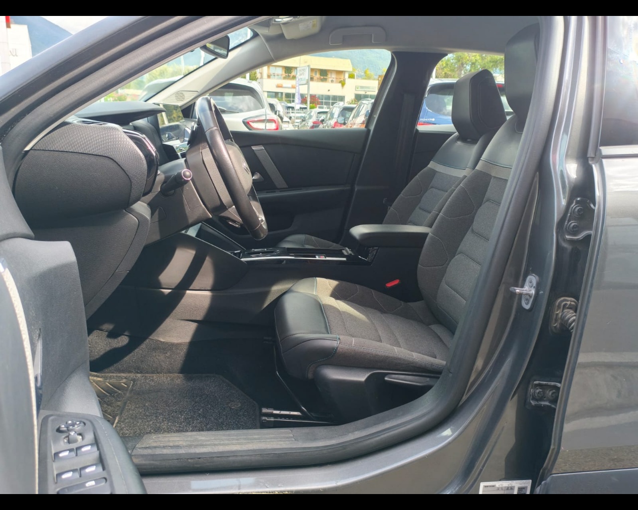 Foto CITROEN C4 1.5 bluehdi Feel Pack s&s 130cv eat8