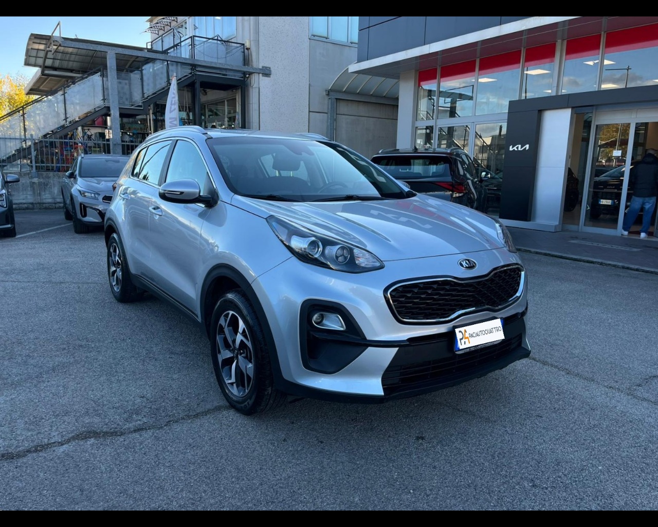 Foto KIA Sportage 1.6 Business Class ecogpl 2wd 126cv